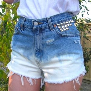 Levi's Ombred Denim Shorts - Size 6
